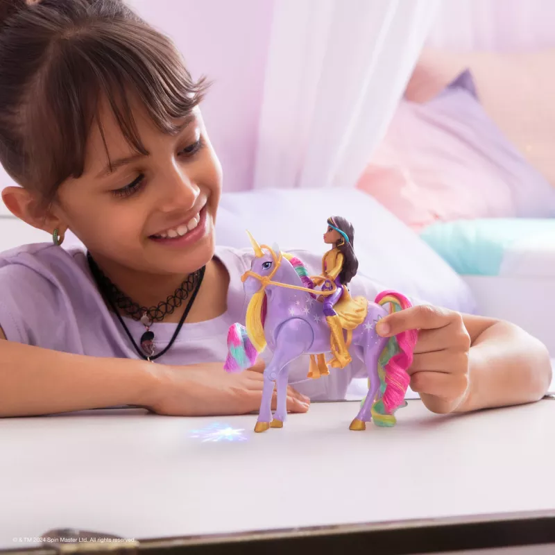 Fashion doll Usorteret Unicorn Academy Sophia & Light Magic Wildstar with Rainbow Light-up Effects, LR44 batteries, 241 mm