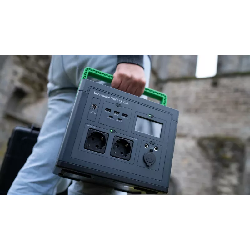 APC PPS730-GR portable power station Lithium-Ion (Li-Ion) 995 W 6.4 kg