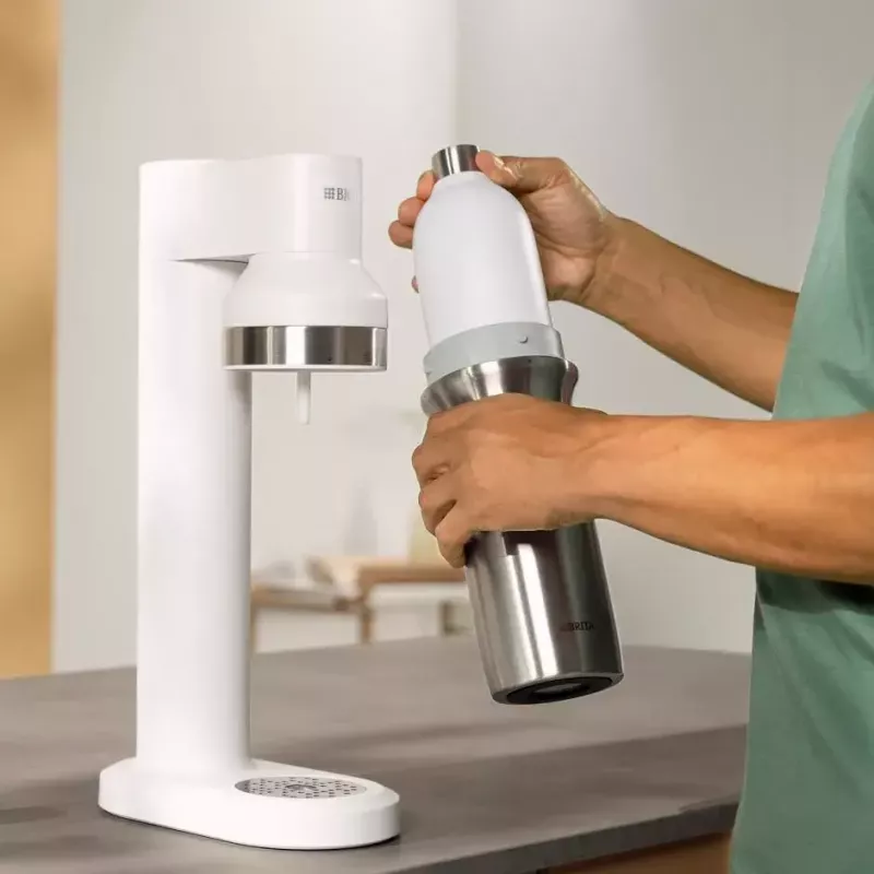Soda maker BRITA Carbonator 1046730 White — compact countertop carbonator with 2 bottles (231×126×443 mm)