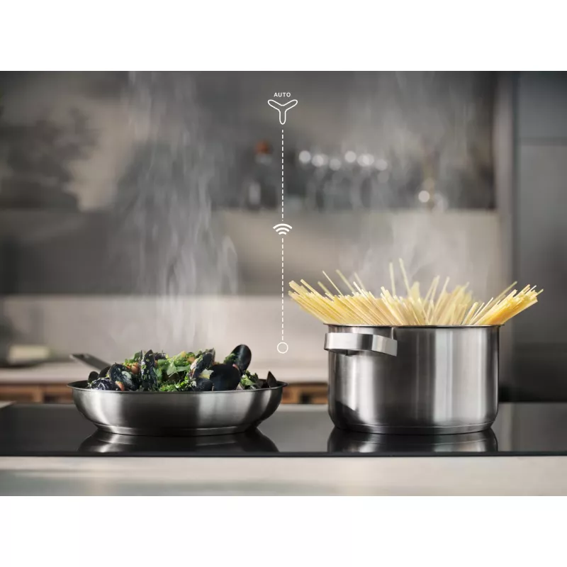 Electrolux Serie 500 EIT60433CT Black Built-in 60 cm Zone induction hob 4 zone(s)
