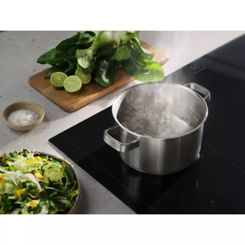 Electrolux Serie 500 EIT60433CT Black Built-in 60 cm Zone induction hob 4 zone(s)
