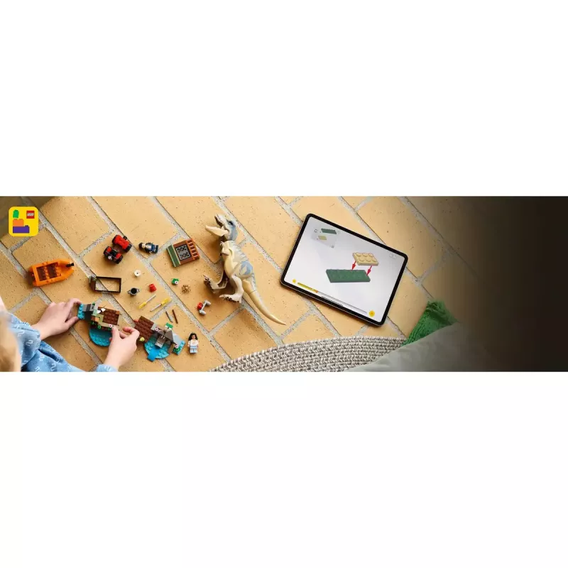 LEGO dinosaur building set T. rex River Escape 76975 — 199 pieces, 2 minifigures, age 5+
