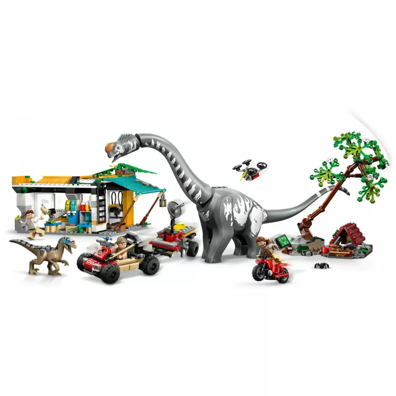 LEGO Jurassic World set 76973 — Raptor & Titanosaurus with 3 figures, 582 pieces, ages 7+