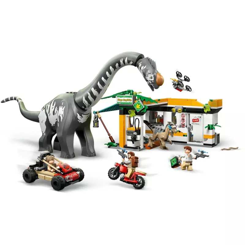 LEGO Jurassic World set 76973 — Raptor & Titanosaurus with 3 figures, 582 pieces, ages 7+