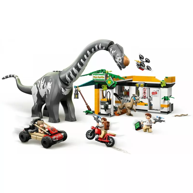 LEGO Jurassic World set 76973 — Raptor & Titanosaurus with 3 figures, 582 pieces, ages 7+