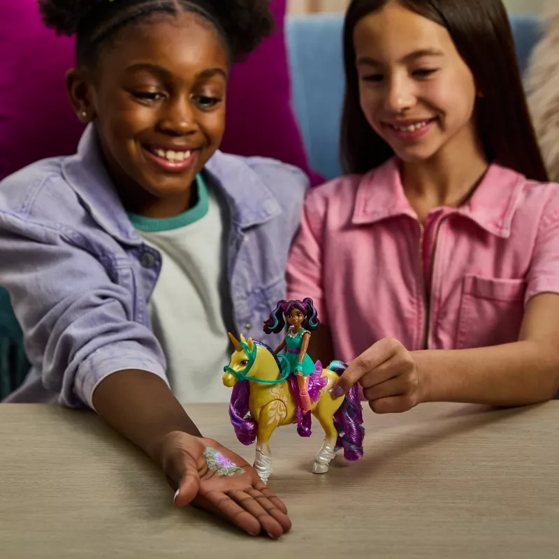 Unicorn Academy, Ava & Plant Magic Leaf with Light-up Effect, 2 Riding Accessories, Dolls & Unicorn Toys for Girls Ages 4 and up