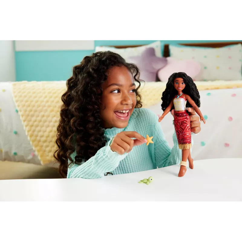 Disney Vaiana 2 Toys, Swimming Tautai Vaiana Fashion Doll with 2 Accessories & Color-Change Bodice