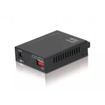 LEVEL ONE FVT-2201, RJ45 To Sc Fast Ethernet Media Converter
