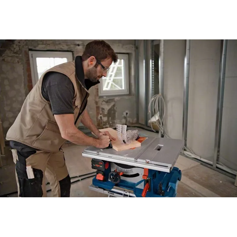 Saw Bosch GTS 18V-216 Professional