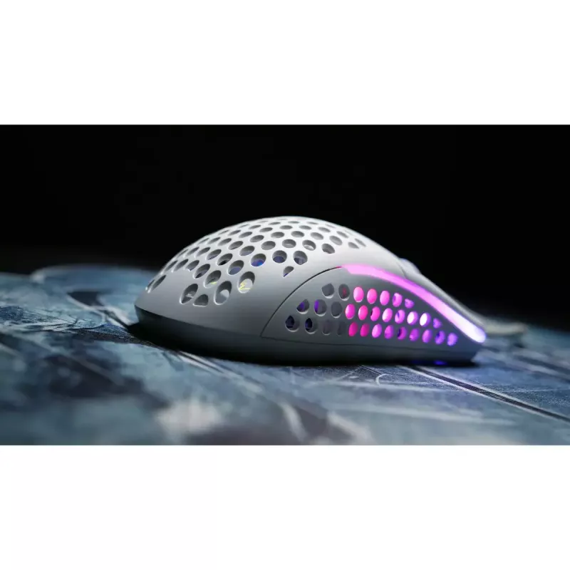 XTRFY M42 ambidextrous gaming mouse — optical sensor, 16,000 DPI, USB Type-A, white, RGB
