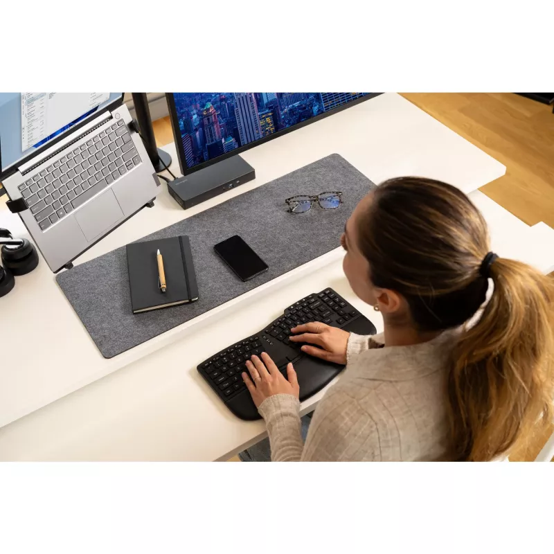 Kensington SD4781P EQ USB-C & USB-A Dual 4K Docking Station, Wired, USB 3.2 Gen 2 (3.1 Gen 2) Type-C, 100 W, 3.5 mm, 10,100,1000 Mbit/s, Black