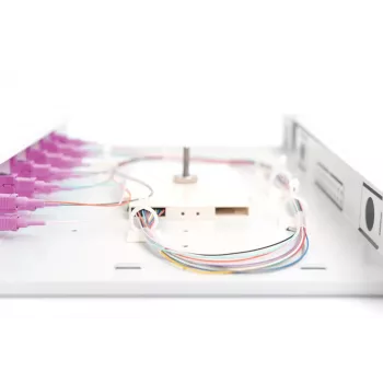 DIGITUS Fiber Optic Splice Box SC OM4 1U 6xSC-DX cas. pigtails coupler