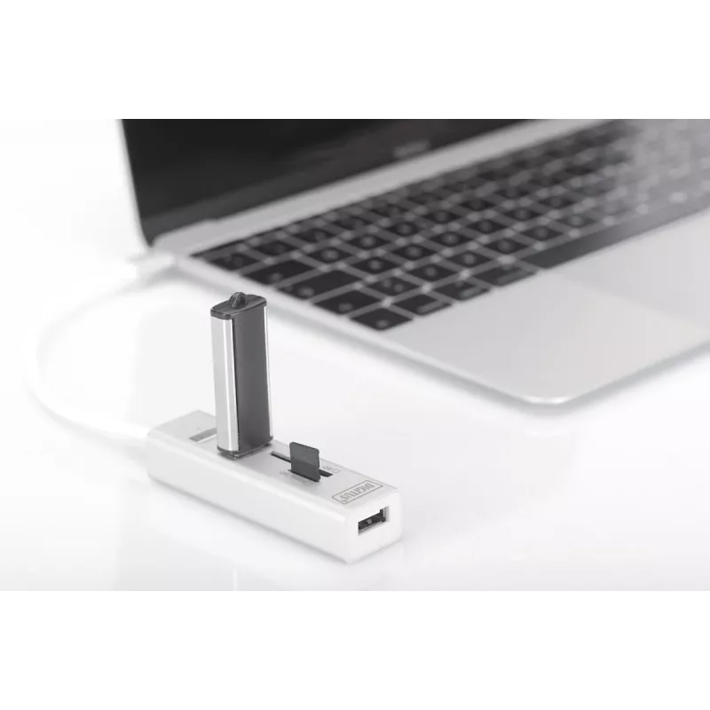 DIGITUS USB 2.0 Type C HUB with Cardreader 3x USB 2.0. 1x SD, 1x MicroSD Port Aluminium housing