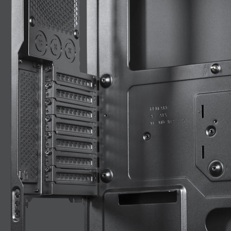 PC Case CHIEFTEC CW-01B-OP Tower Black — SPCC, 7×3.5 inch bays, 7×2.5 inch bays, 3×5.25 inch bays, up to 410 mm GPU