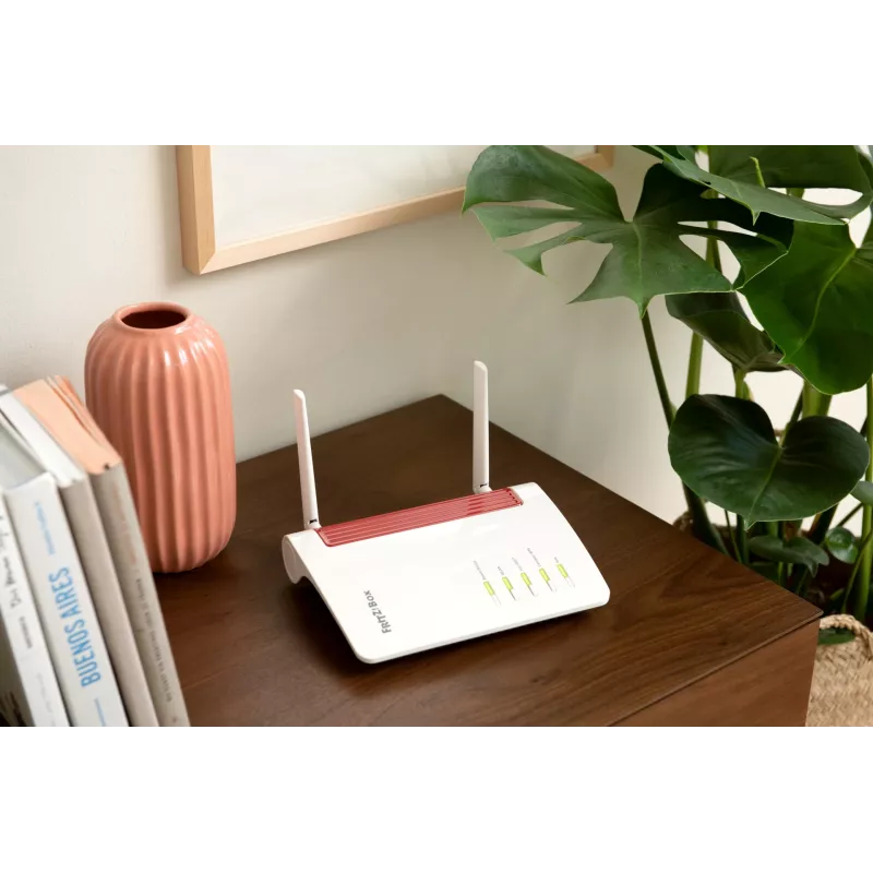 Box FRITZ 6850 5G wireless router Gigabit Ethernet Dual-band (2.4 GHz / 5 GHz) Black, Red, White