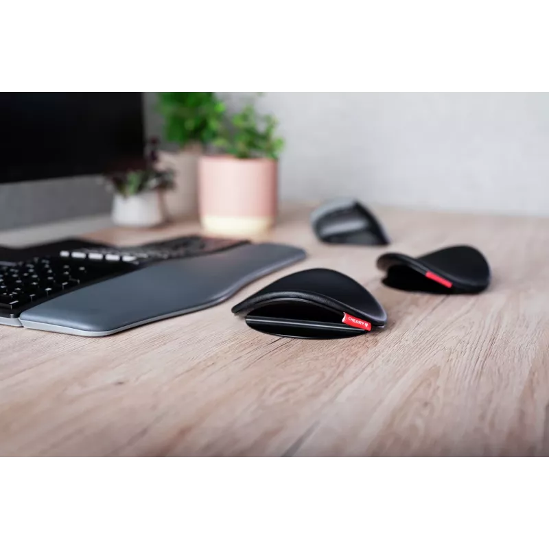 CHERRY SLIDEPAD ERGO wrist rest Black
