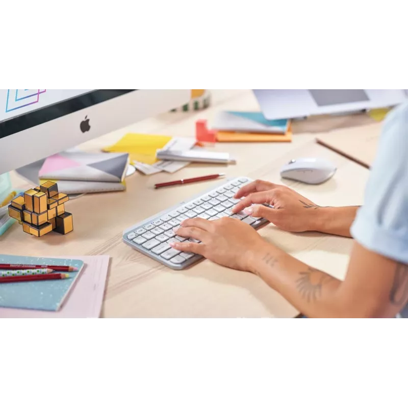 LOGITECH Minimalist Wireless Illuminated Keyboard - MX KEYS MINI - Pale Gray - Qwertz Deutsch
