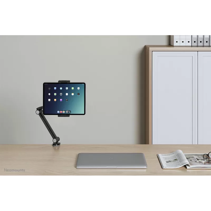 Neomounts DS15-545BL1 Tablet holder desk clamp 4.7-12.9 inch - universal - full motion