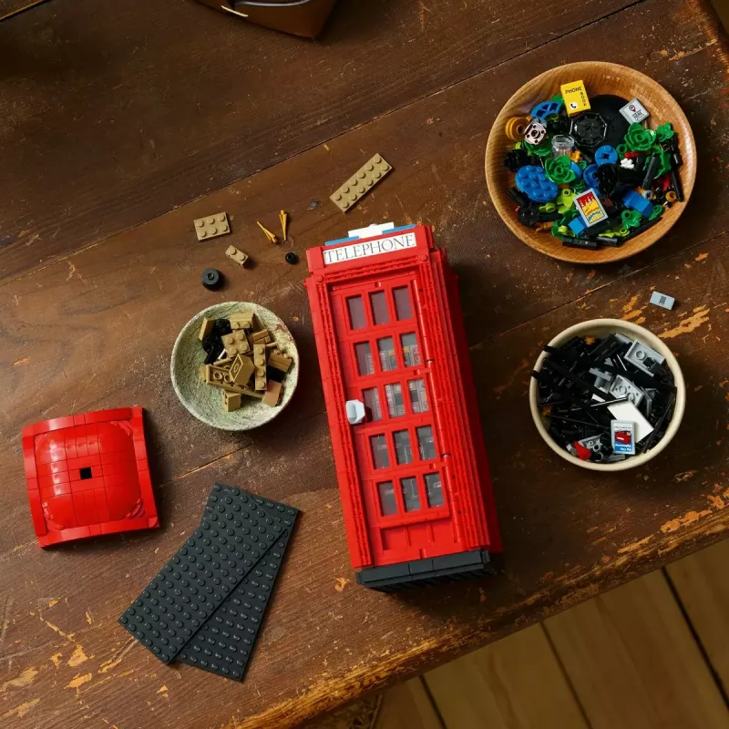 Construction toy LEGO Red London Telephone Box 21347 – modular collectible set, 1460 pieces, 18+