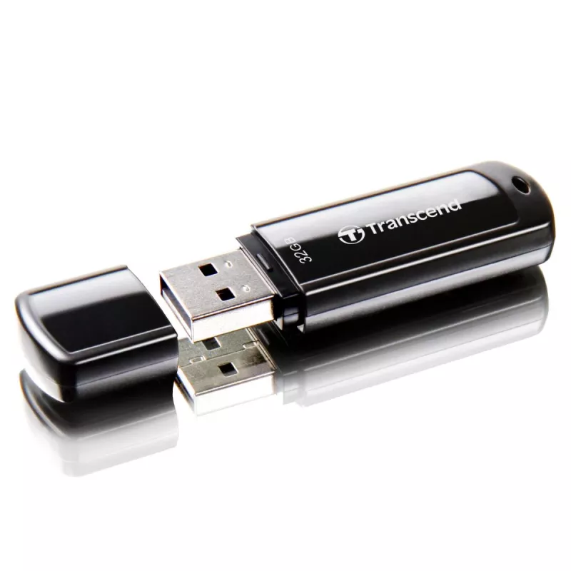 TRANSCEND Jetflash 700 - 32GB USB Stick - USB 3.0 - Black