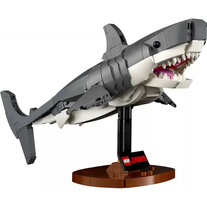 Construction toy LEGO Ideas 21350 Jaws set — 1497 pieces, 3 minifigures, boat and iconic shark, recommended age 18+