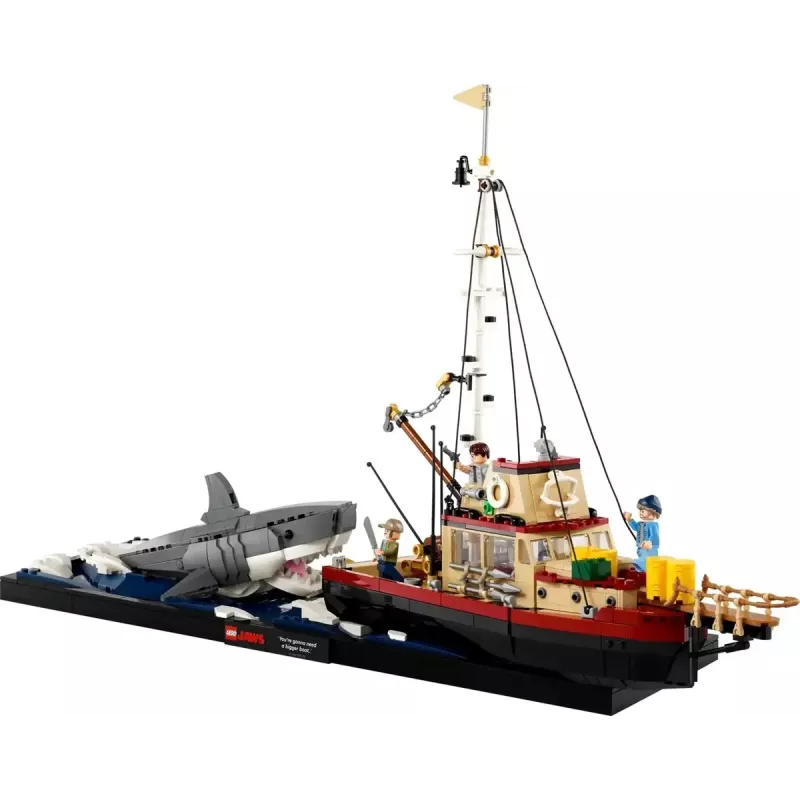 Construction toy LEGO Ideas 21350 Jaws set — 1497 pieces, 3 minifigures, boat and iconic shark, recommended age 18+