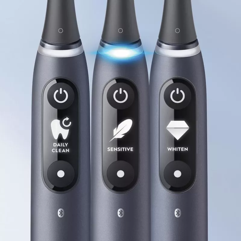 Oral-B iO electric toothbrush Adult Rotating toothbrush Black