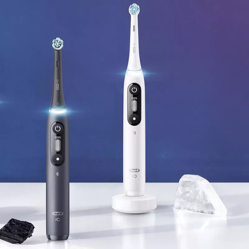 Oral-B iO electric toothbrush Adult Rotating toothbrush Black