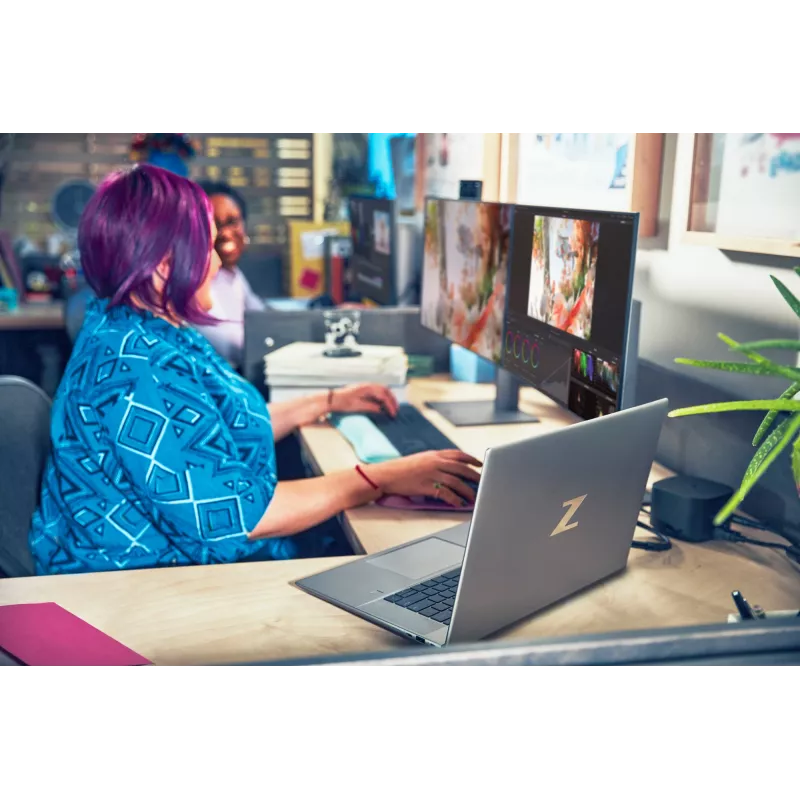 HP Z24q G3 QHD Display, 60.5 cm (23.8 inch), 2560 x 1440 pixels, Quad HD, LCD, 5 ms, Silver