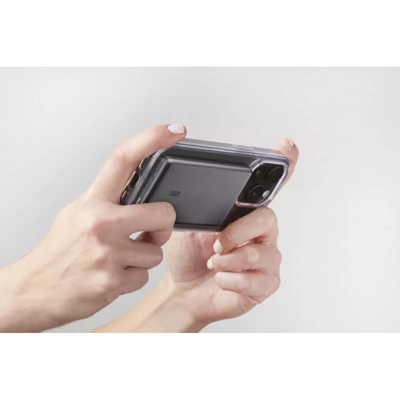 Cellularline Mag Lite 5000 5000mAh Wireless Power Bank compatible with Mag Safe technology
