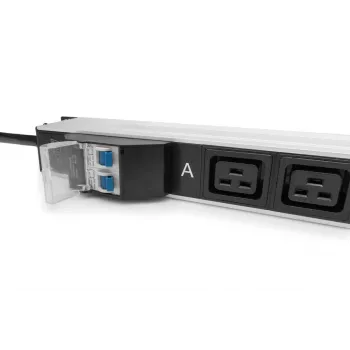 DIGITUS IT BASIC PDU. Vertical. 32A. 24 x C13. 4 x C19 IT BASIC PDU. Vertical. 32A. 24 x C13. 4 x C19