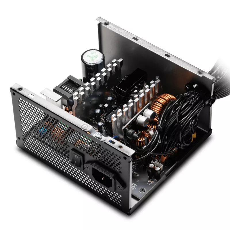 XPG PYLON 750W Power Supply, 750 W, 100 - 240 V, 50/60 Hz, 10 - 5 A, Active, 120 W