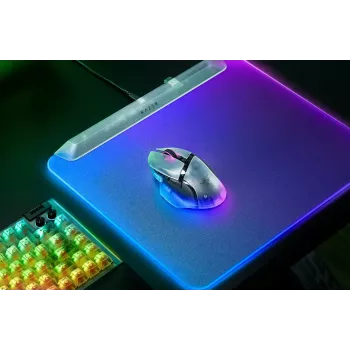 Gaming mouse Razer Basilisk V3 Pro 35K Phantom White Edition — gaming surface optimized for optical and laser mice