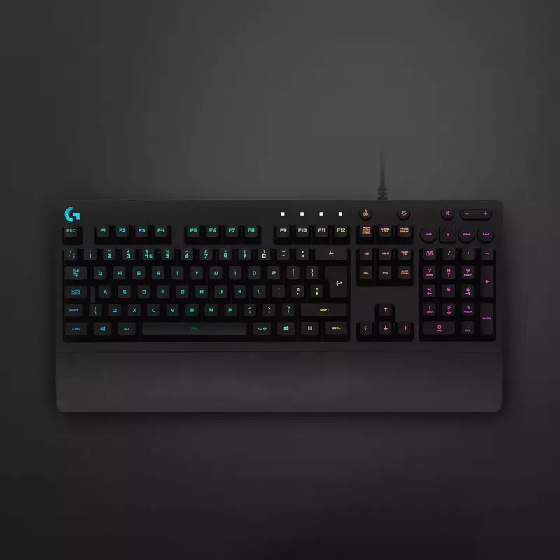 Gaming Keyboard Logitech G G213 Prodigy Full-size RGB LED Wired