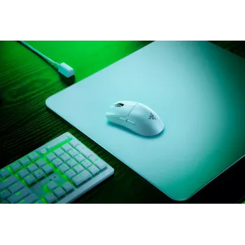 RAZER Viper V3 Pro Gaming Mouse - Wireless / Wired - White