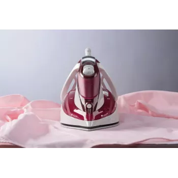 Steam iron Gorenje SIH3000RBC — 3000 W, ceramic soleplate, 0.4 L water tank, 1.6 kg, red