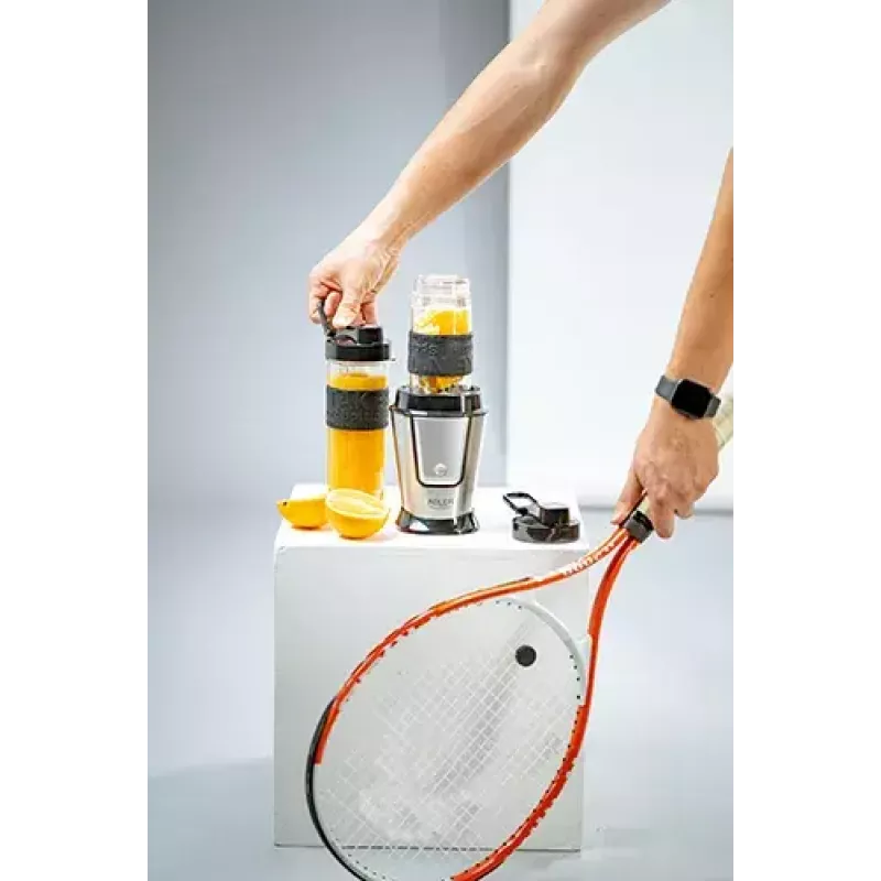 Sport blender Adler AD 4081 — portable personal blender, 800 W peak, 0.57 L cup, stainless steel blade, 2 bottles