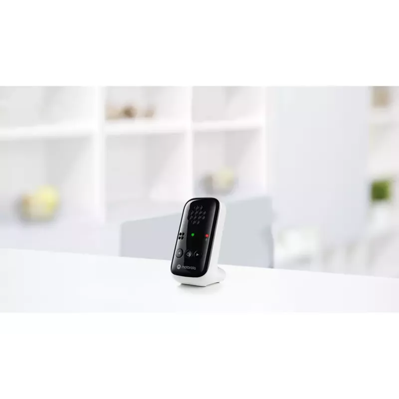 Audio baby monitor Motorola PIP10 with DECT wireless, high-sensitivity microphone, portable parent unit