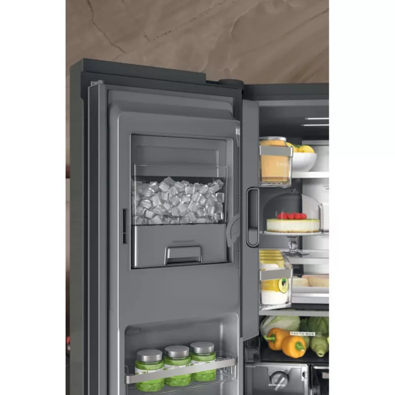 Whirlpool WQ9I FO2BX EF side-by-side refrigerator Freestanding 592 L Black