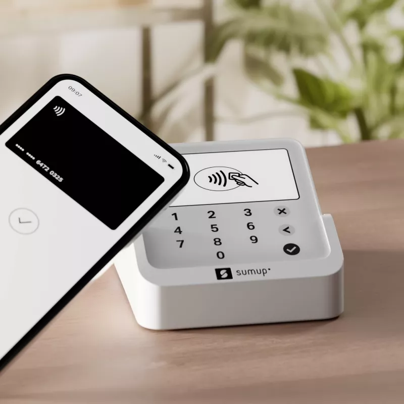 SumUp Solo Lite & Charging Station smart card reader Battery White