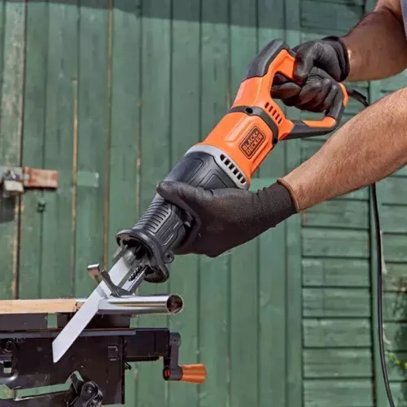 Reciprocating Saw Black & Decker BES301