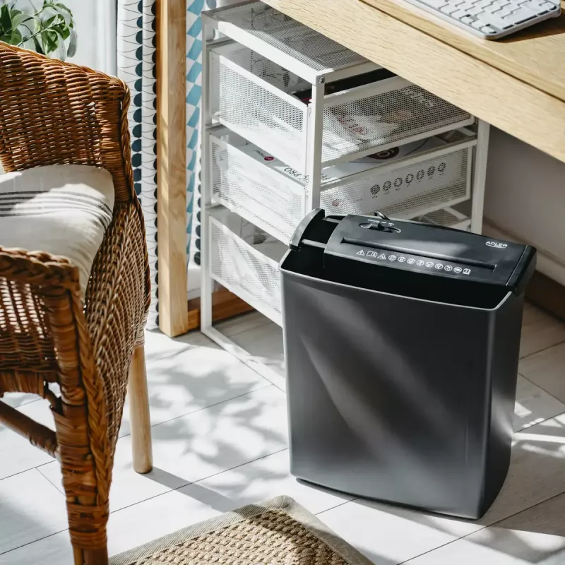 Paper Shredder Adler AD 1040 Cross Cut — up to 10 sheets, cross-cut shredding