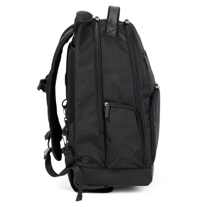 Targus TSB700EU laptop case 39.6 cm (15.6 inch) Backpack Black