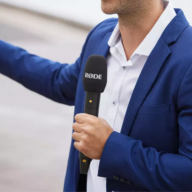 Handheld condenser microphone RØDE Interview Pro — omnidirectional, 48 kHz/32-bit, 32 GB, wireless, max 200 m, black