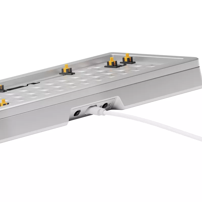 Mechanical keyboard GLORIOUS GMMK 3 PRO 65% Barebones Wired Silver — 65% USB RGB, 2 m cable