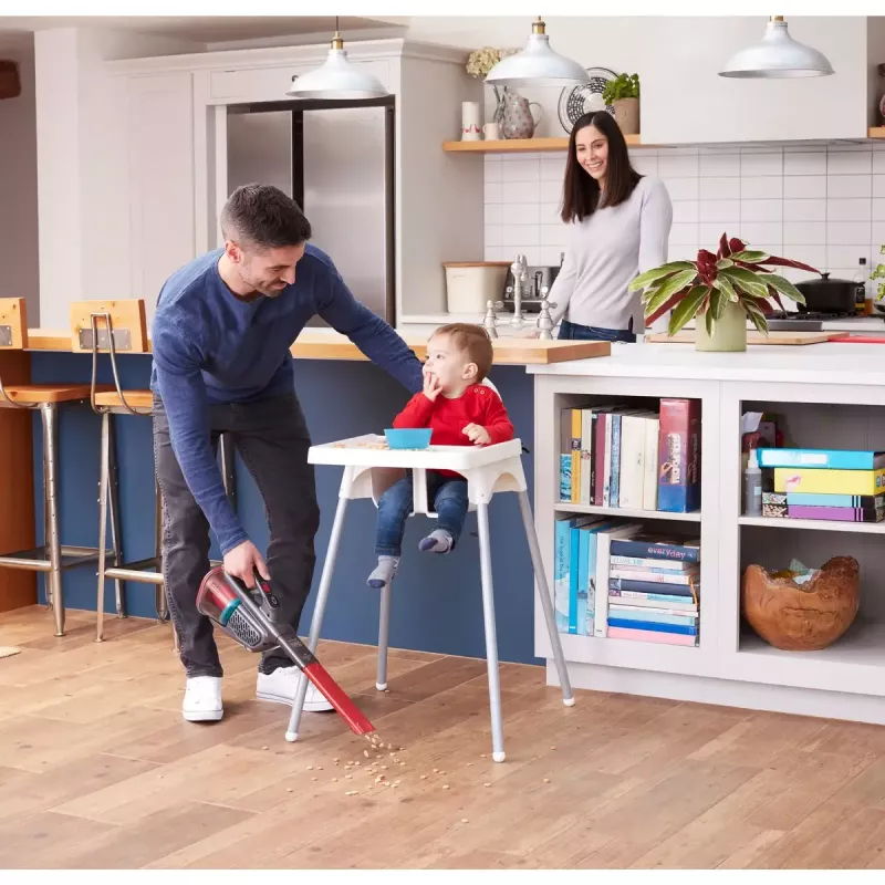 Handheld vacuum Black & Decker BHHV315J — 12V cordless, 20 AW suction, 0.7 L bagless, 16 min runtime