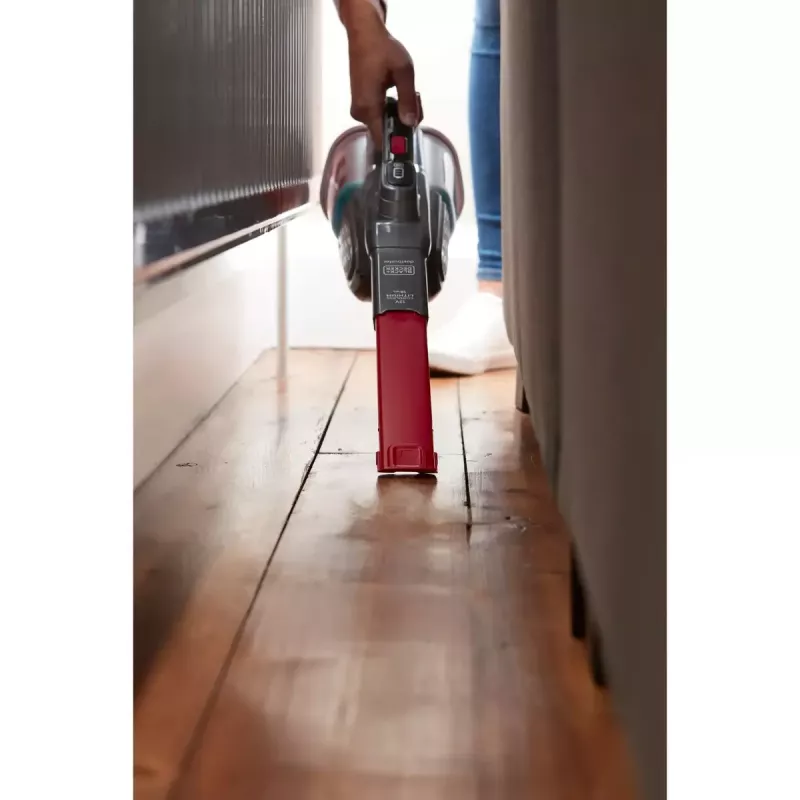 Handheld vacuum Black & Decker BHHV315J — 12V cordless, 20 AW suction, 0.7 L bagless, 16 min runtime