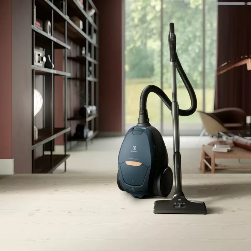 Cylinder vacuum Electrolux PD82-8DB, dry cleaning, dust bag, 3.5 L, EPA E12, 12 m radius