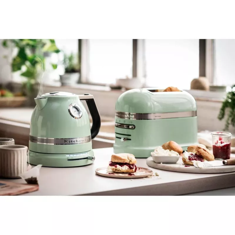 KitchenAid 5KEK1522EPT electric kettle 1.5 L 2400 W Black, Green, Stainless steel