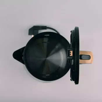 Electric kettle Maestro MR 033, 1.7 L capacity, 2200 W, plastic housing, 0.7 m cord